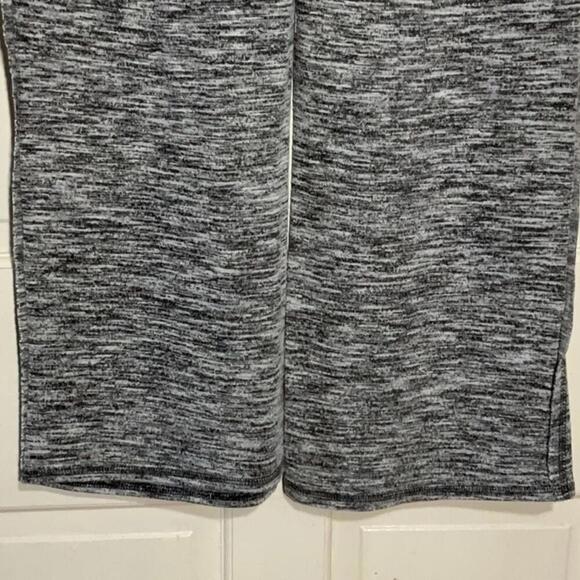 No Boundaries thin grey & pink sweatpants SZ Lg - Picture 6 of 7
